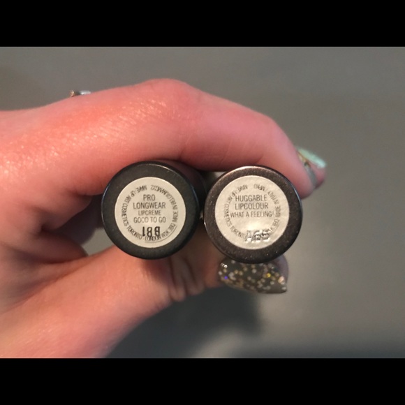 2 MAC Lipsticks - Picture 3 of 3